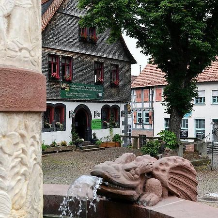 מלון Steinau an der Straße Burgmannenhaus מראה חיצוני תמונה
